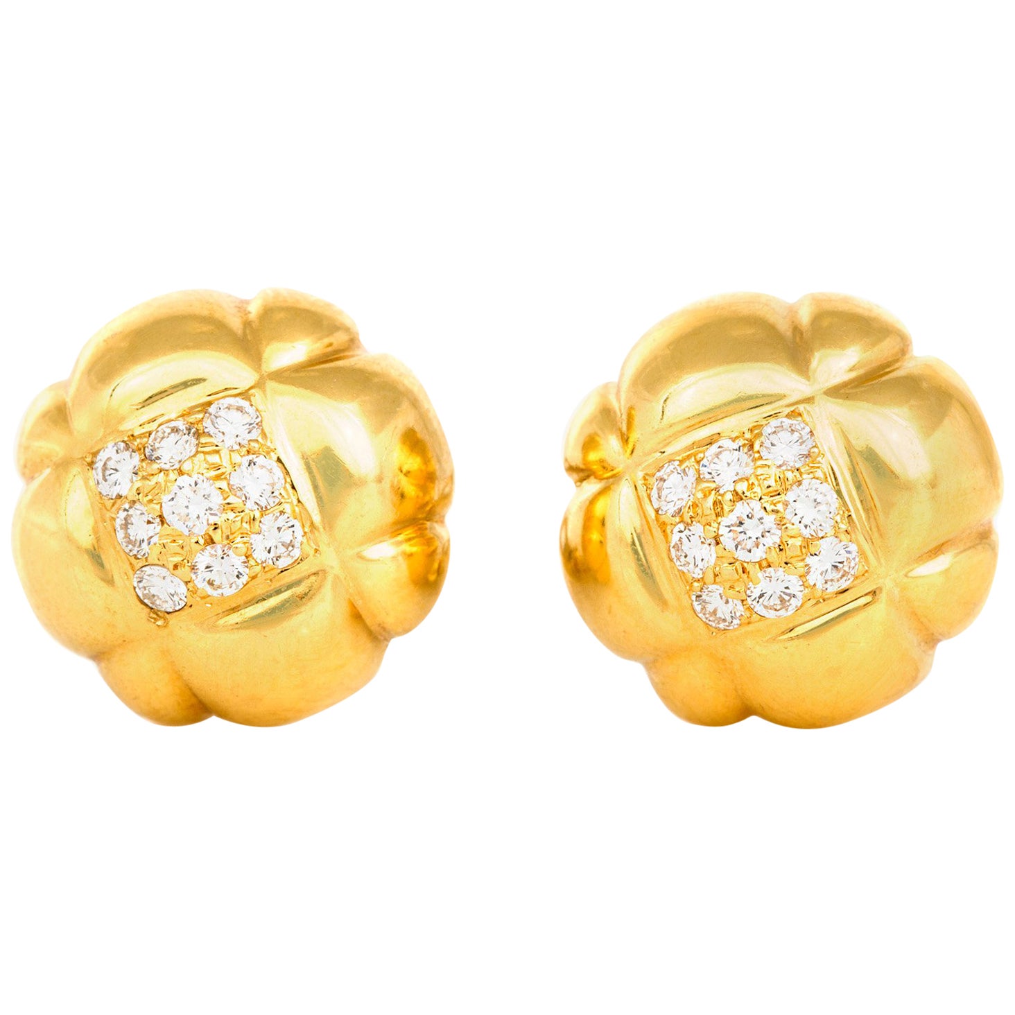 Early 1980s Chanel Clip On Earrings with Pearl Centers For Sale at 1stDibs