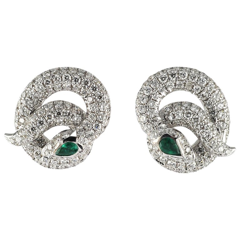 1 24 Carat White Diamond 18karat Modern Earring For 1 24 Carat White Diamond 18karat Modern Earring For