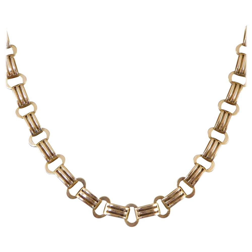 Antique Edwardian Fancy Link Double Clasp Necklace in 9 Carat Gold, circa 1910s