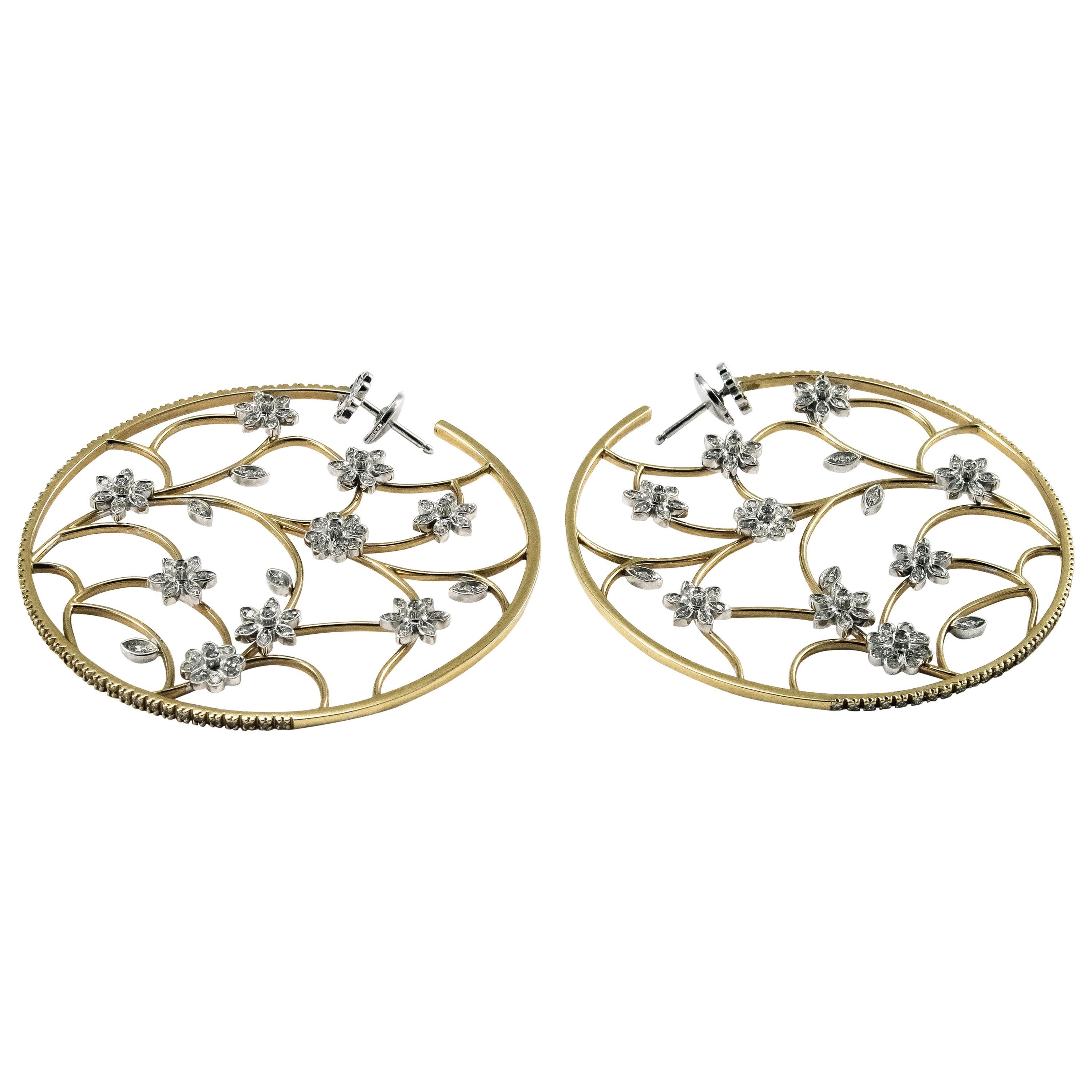 18 Karat Yellow Gold and Diamonds Openwork Hoop Earrings with Flower Details