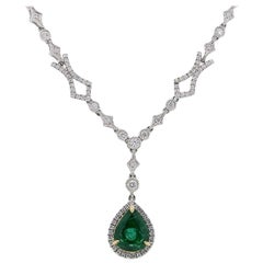 2.70 Carat Pear Shape Emerald and Diamond Pendant Necklace