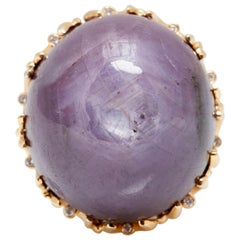 Large Star Ruby and Gold Ring