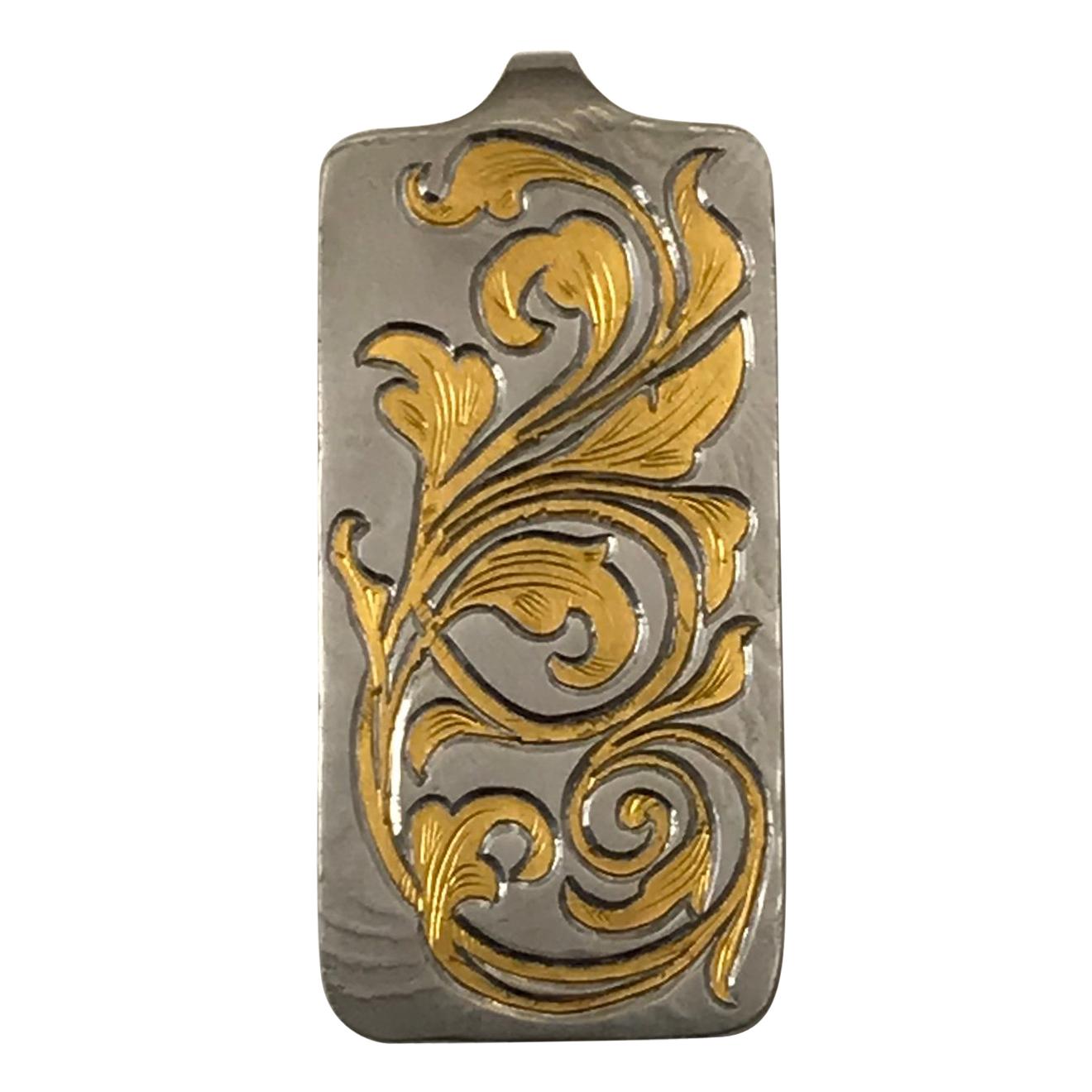 Damascus Steel and 24 Karat Gold Pendant For Sale