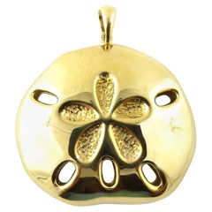 Vintage 14 Karat Yellow Gold Sand Dollar Pendant