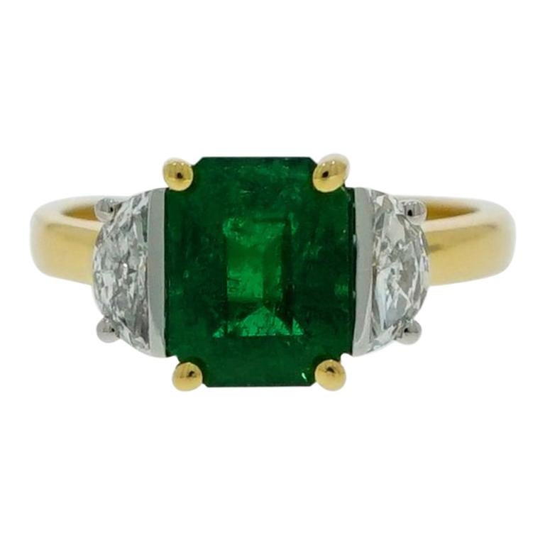 Emerald and Diamond Yellow Gold 3 Stones Ring