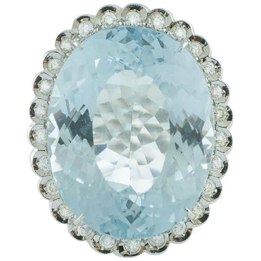 7.70 Gr Light-Blue Topaz  Aquamarine color White Diamonds White Gold Ring