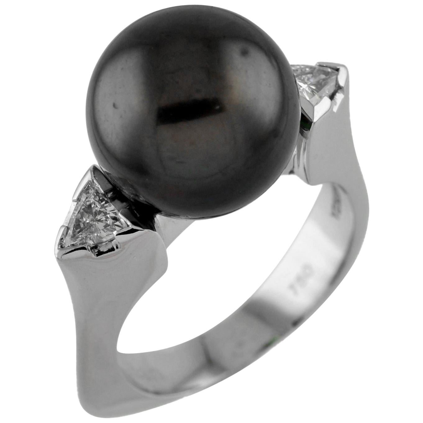 Pearl with White Diamond 18 Karat White Gold Modern Ring For Sale