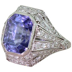 Antique Art Deco 8.90 Carat Natural Color-Change Sapphire and Diamond Platinum Ring