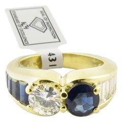 18 Karat Gold Diamond Sapphire Ring Band 1.25 Carat in Diamonds