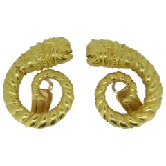 Vintage Lalaounis 22 Karat Yellow Gold Lion Head Clip On Earrings 