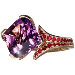 Robert Vogelsang 20.24 Carat Amethyst Ruby Rose Gold Cocktail Ring