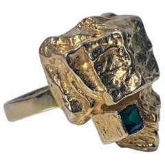 Vintage 1970s Scandinavian Gold and Emerald Abstract Ring
