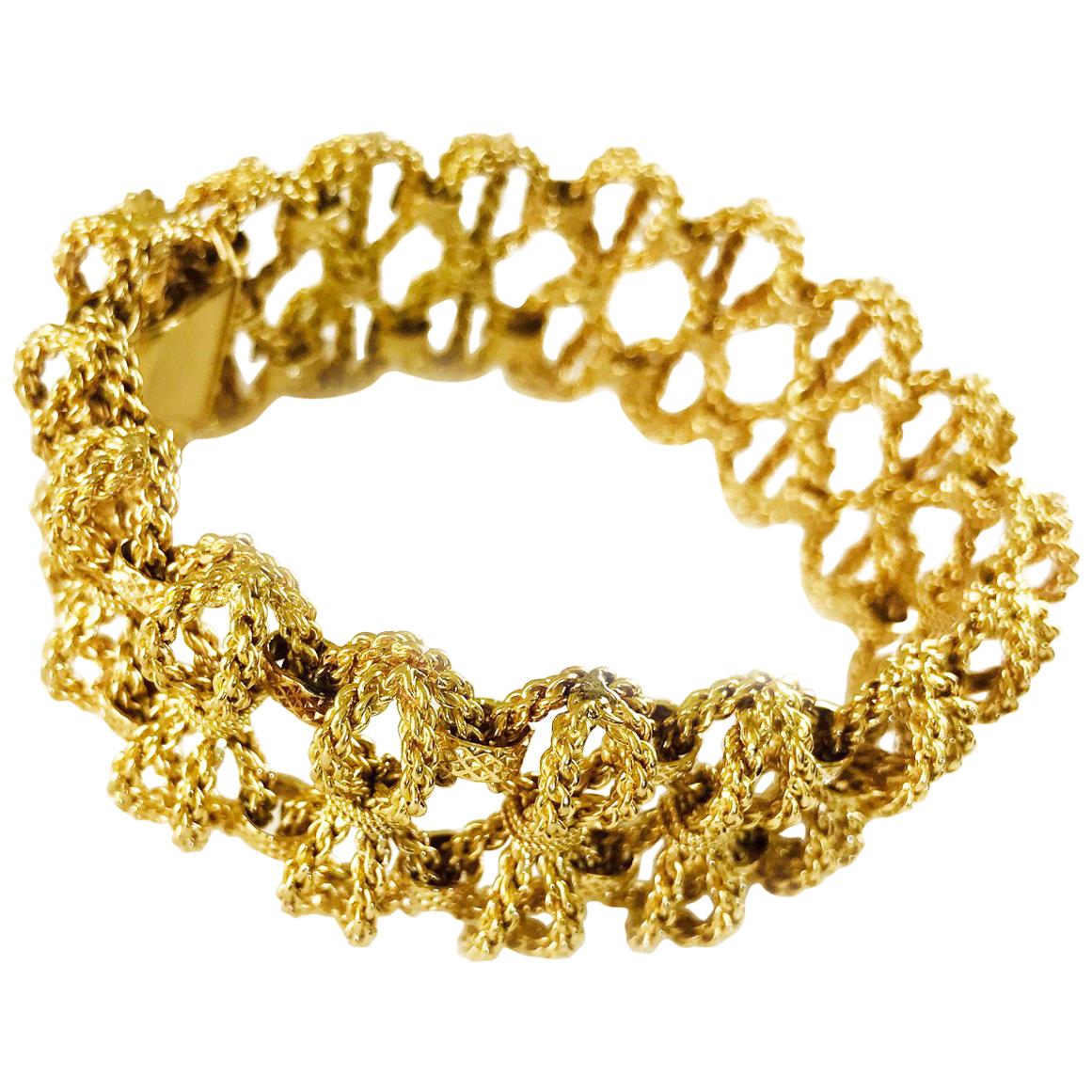 18 Karat Gold Rope-Style Bow Bracelet For Sale
