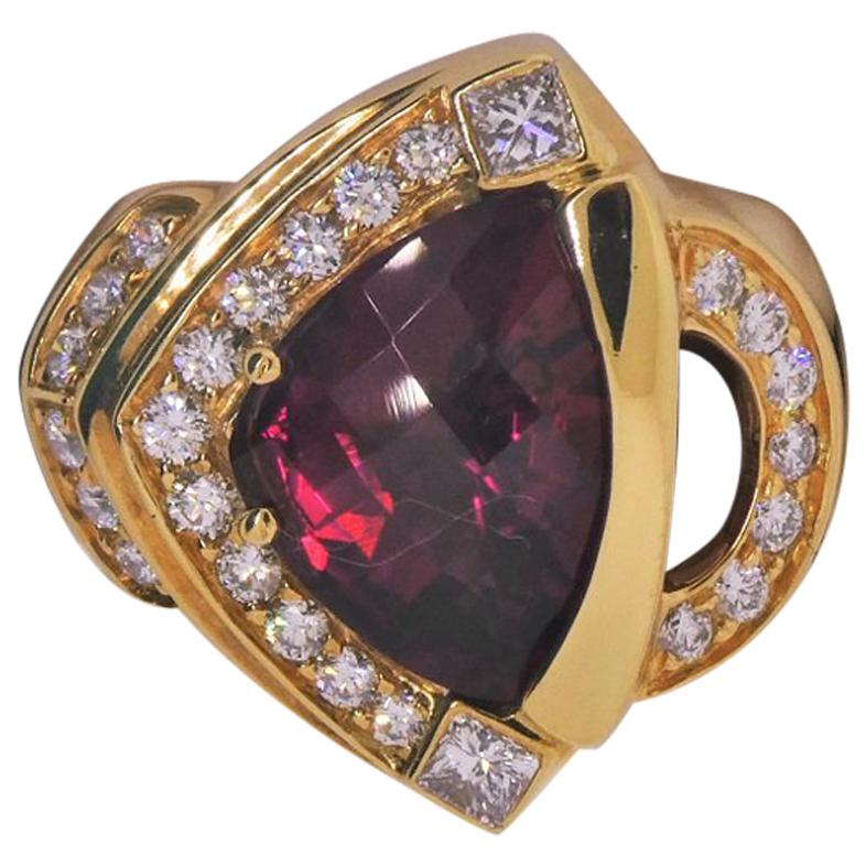 18 Karat Yellow Gold, Rubelite ‘5.70 Carat’, Diamond ‘1.06 Carat’ Ring For Sale