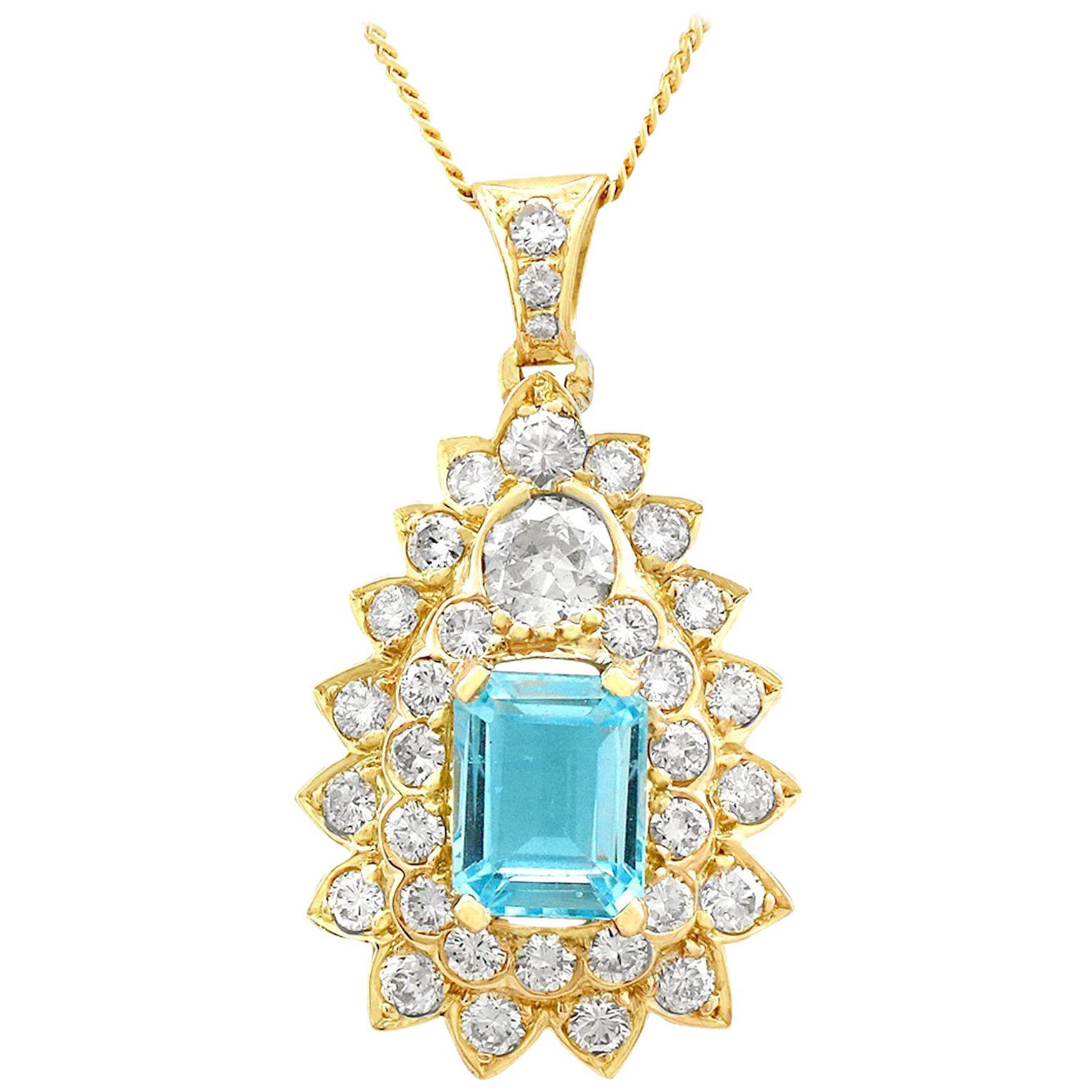 Vintage French 3.95 Carat Topaz and 3.08 Carat Diamond Yellow Gold Pendant For Sale
