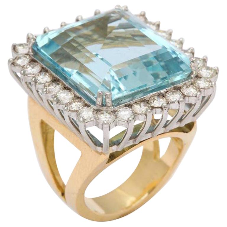 Großer Ring oder Anhänger aus 18 Karat und Platin mit feinem Aquamarin und Diamanten