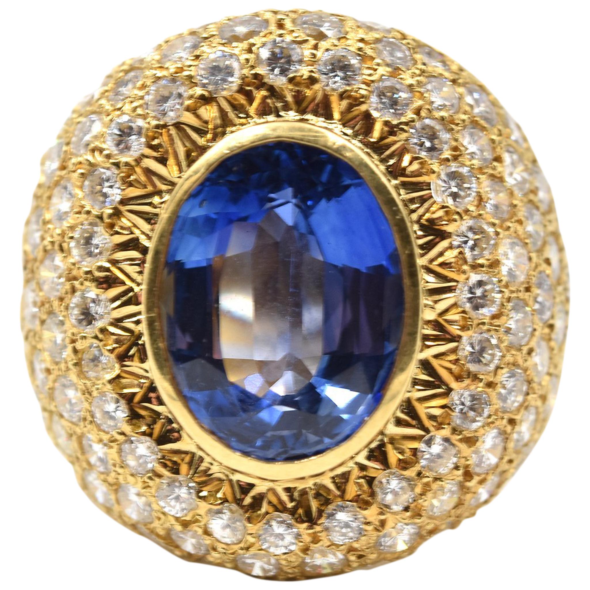 5.67 Carat Sapphire and Diamond 18 Karat Yellow Gold Ring
