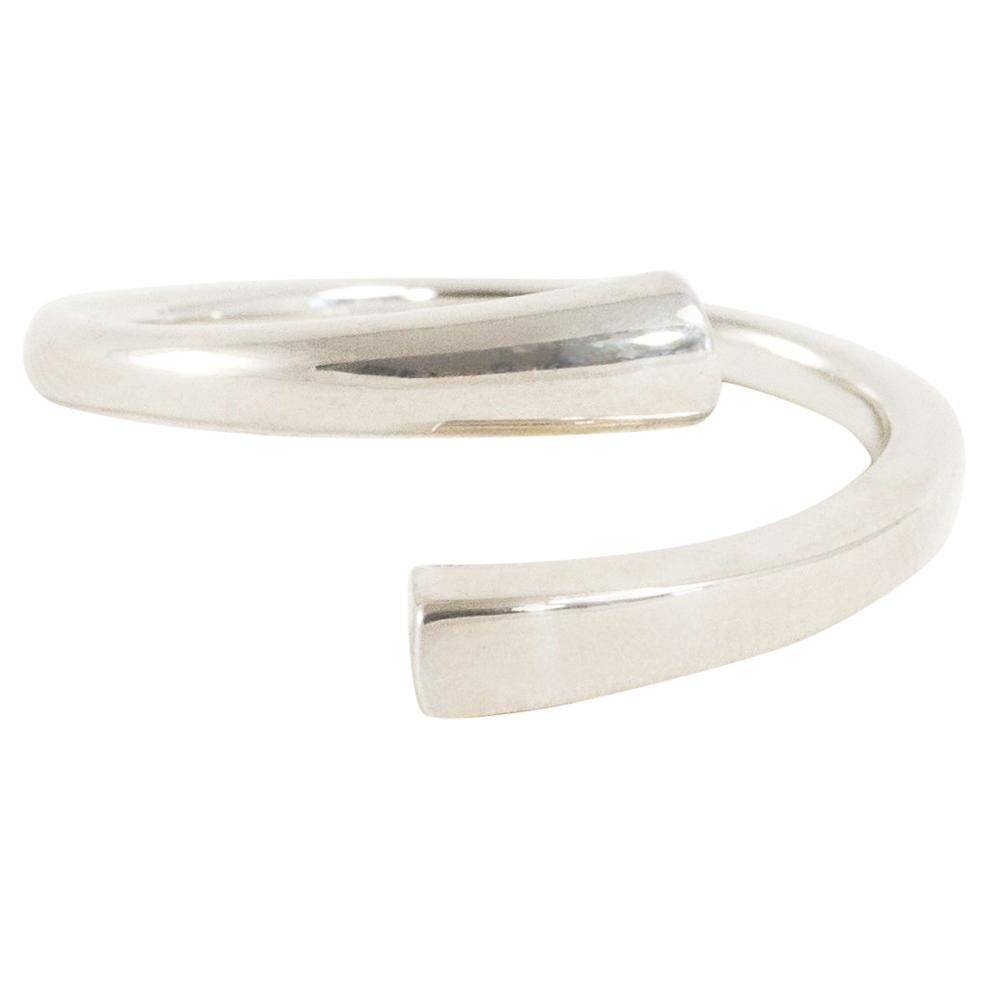 Solid Silver Flow Ring from Square to Circle For Sale