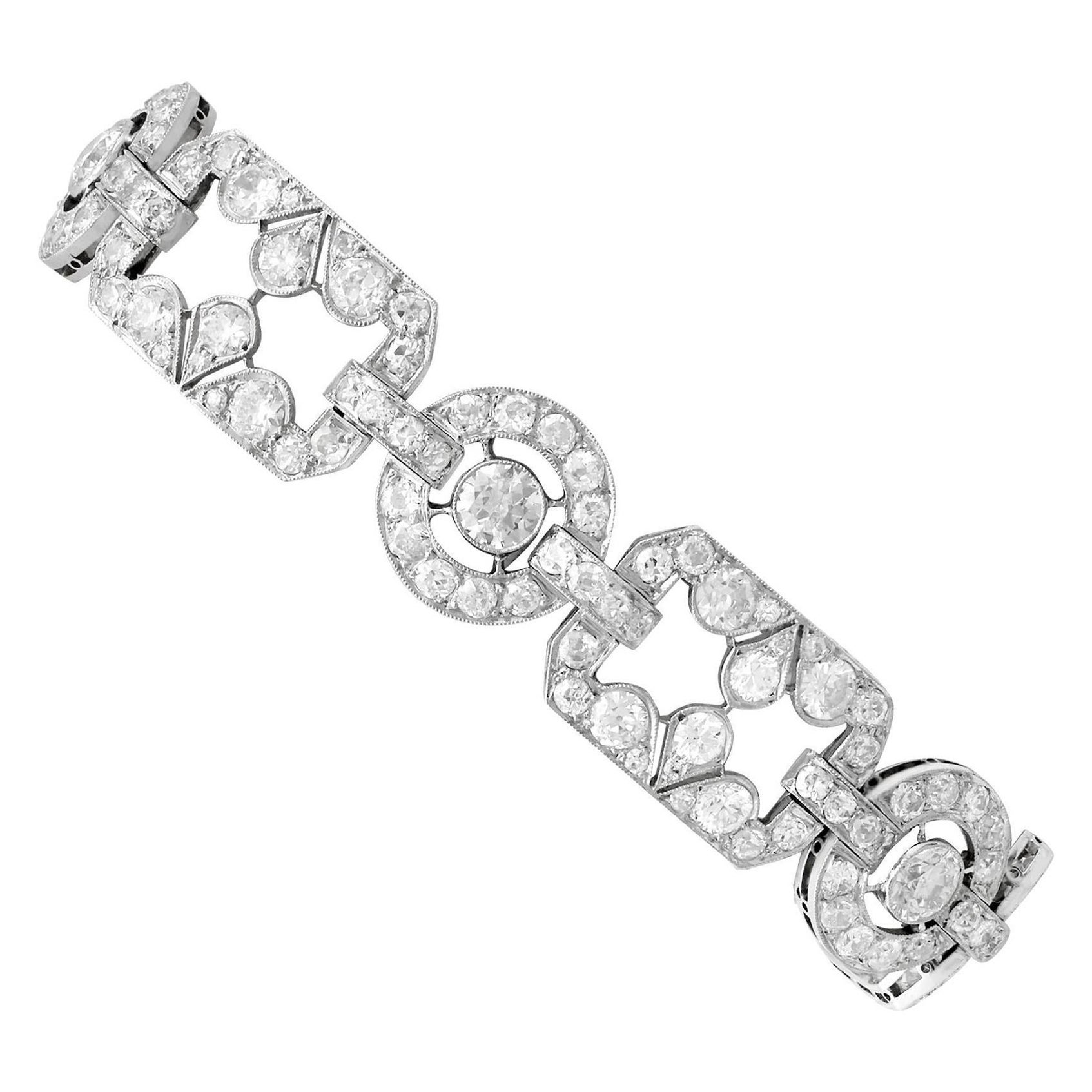 1930s, Art Deco 12.29 Carat Diamond and Platinum Bracelet