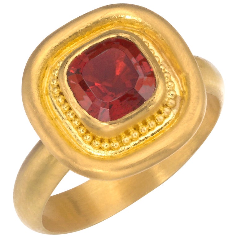 Garnet Ring in 22 Karat Gold For Sale