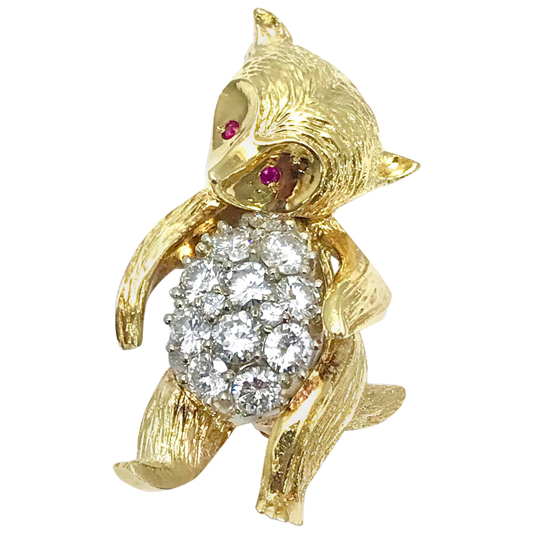 1.50 Carat Round Brilliant Diamond and Ruby Yellow Gold Dancing Bear Brooch For Sale