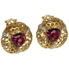 Boucles d'oreilles en or jaune 18 carats avec grenat rhodolite et diamants de 4,03 carats