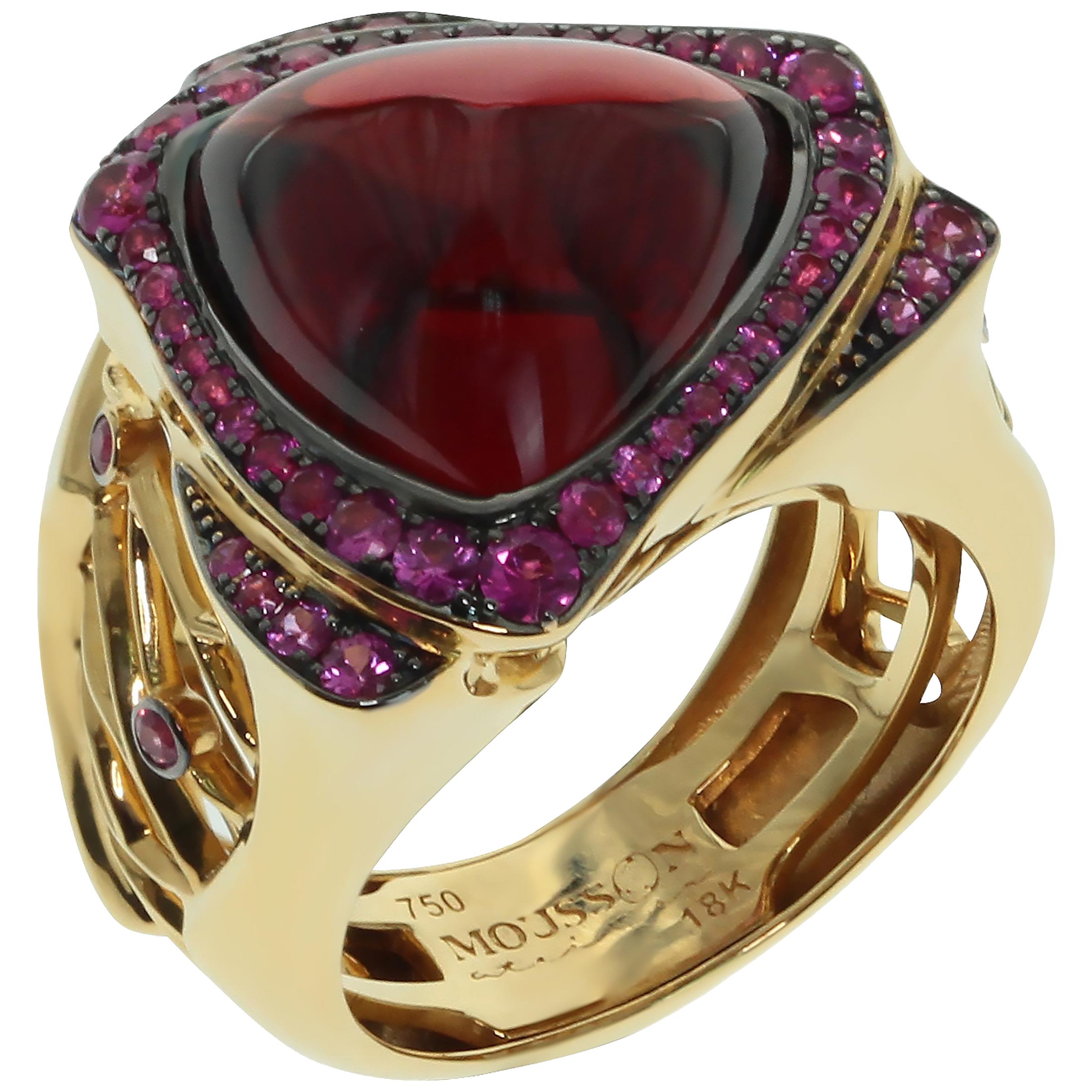 Garnet Trillion Cabochon Pink Sapphire 18 Karat Yellow Gold Ring