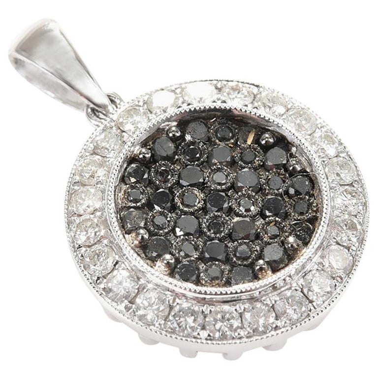 Black Diamond Pendant 18 Carat White Gold For Sale at 1stDibs