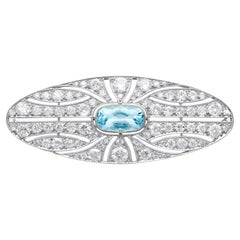 Broche française ancienne en or blanc avec aigue-marine de 2,79 carats et diamants de 4,96 carats