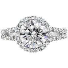 Anillo de compromiso con halo de diamantes, talla brillante redonda, certificado por el GIA de 2.24 quilates