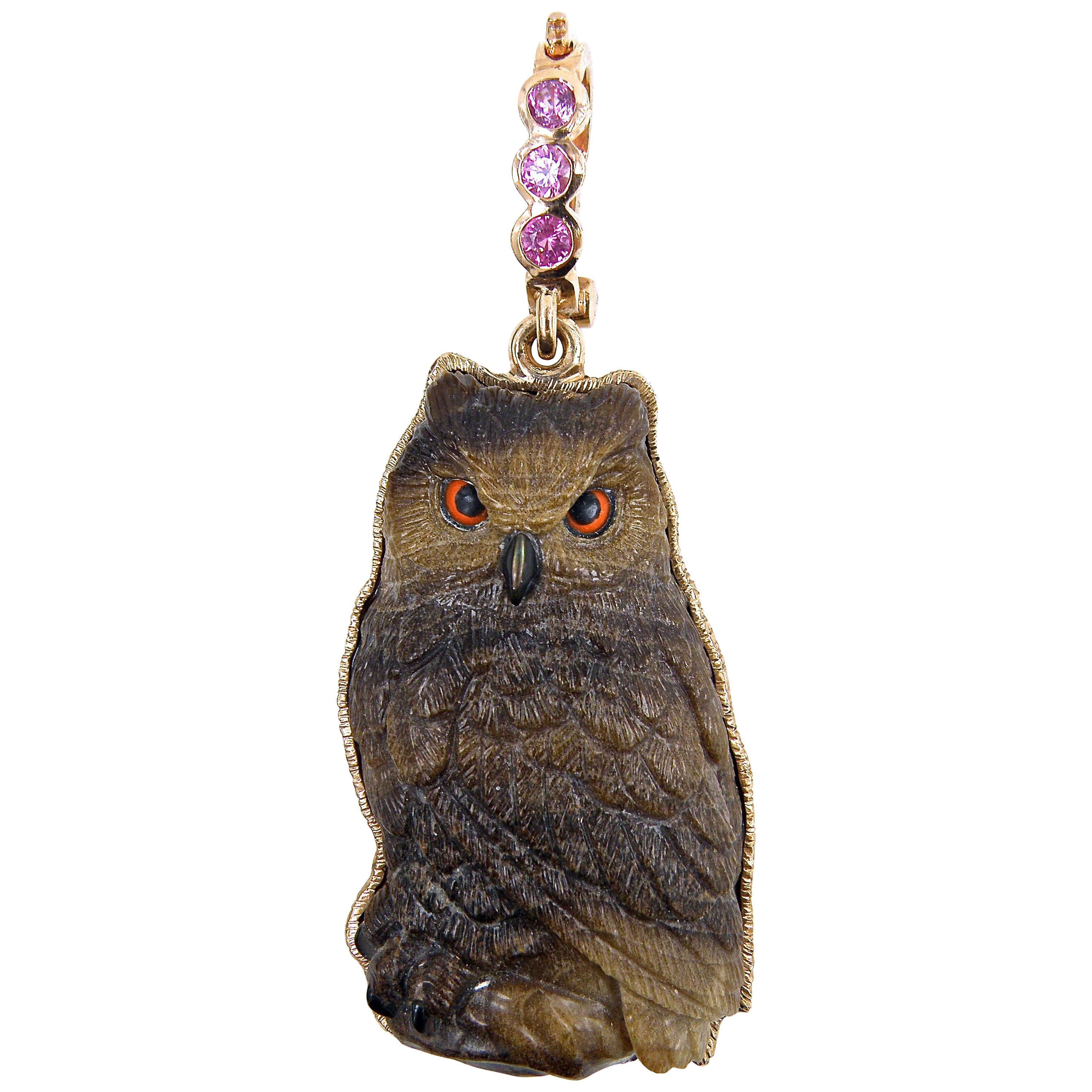 18 Karat Petrified Palm Owl with Sapphire Bail For Sale