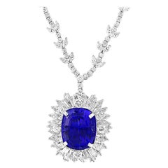 Vintage 43 Carat Cushion-Cut Tanzanite Pendant Necklace with 18 Carat Diamonds, Estate