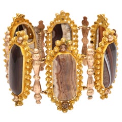 Pinchbeck and Banded Agate Bracelet, Early 19th Century
