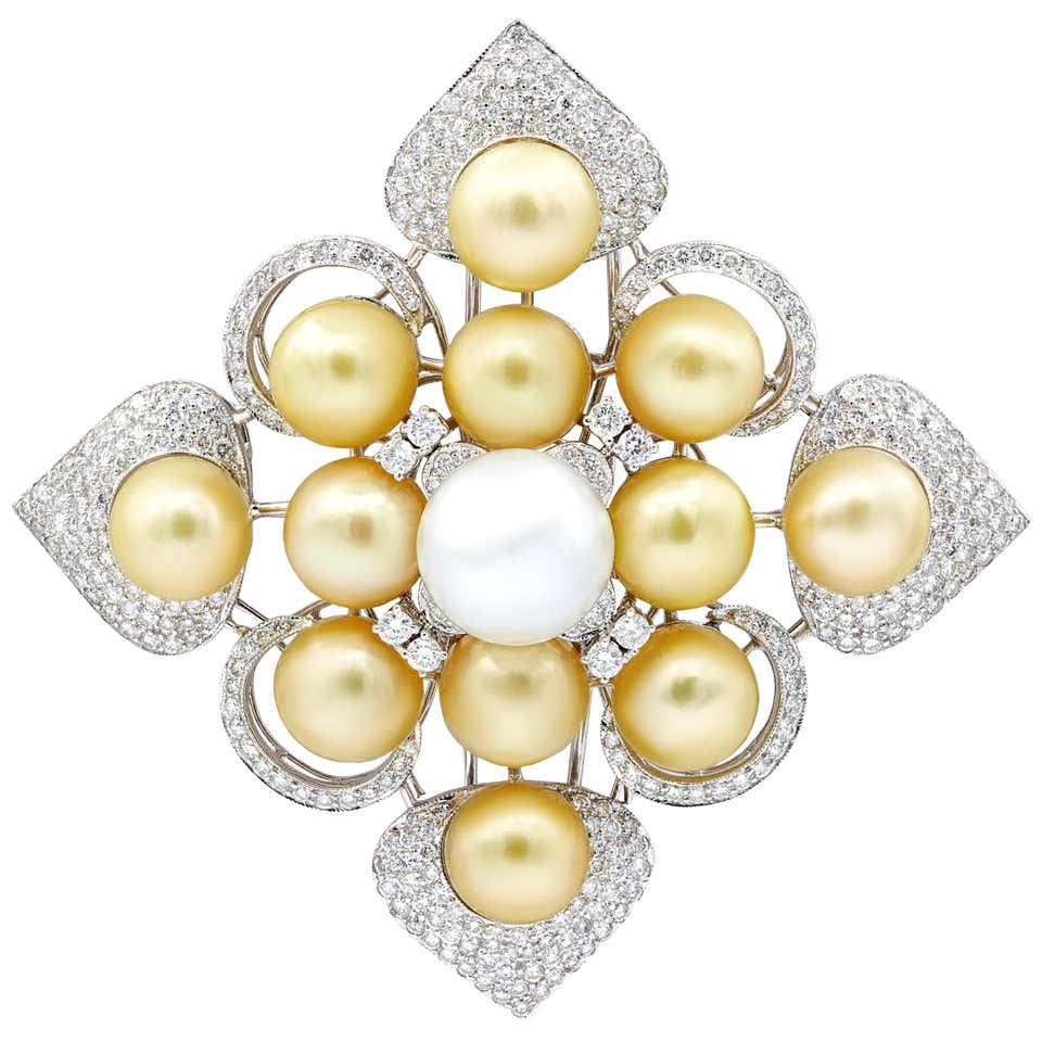 Platinum 5.15 Carat Diamond Knot Brooch For Sale at 1stDibs | wide ...