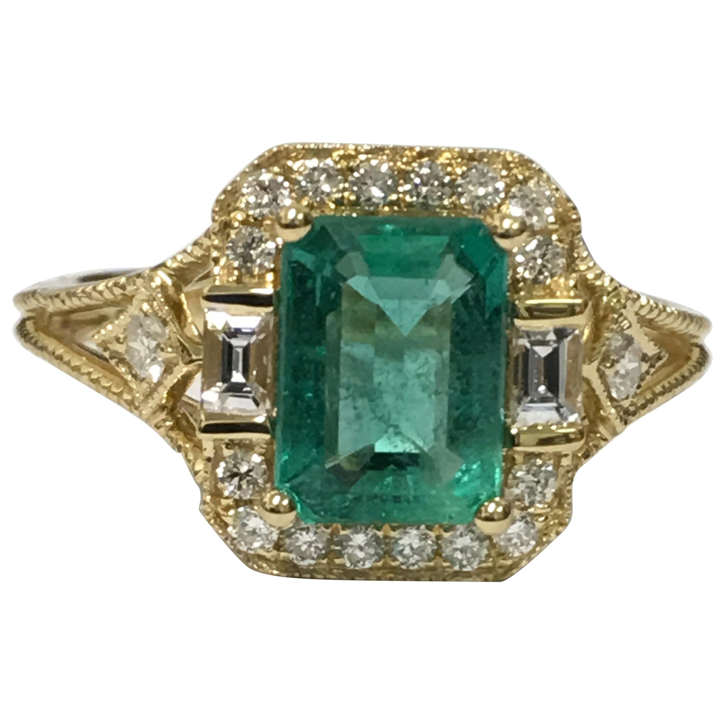 Emerald Diamond Ring Set in 18 Karat Yellow Gold