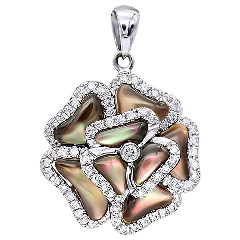 3D Silver Gray Mother of Pearl Rose Pendant 0.37 Carat Diamond 14 Karat Gold For Sale