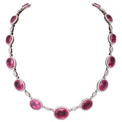 Collier de rubellites roses et diamants