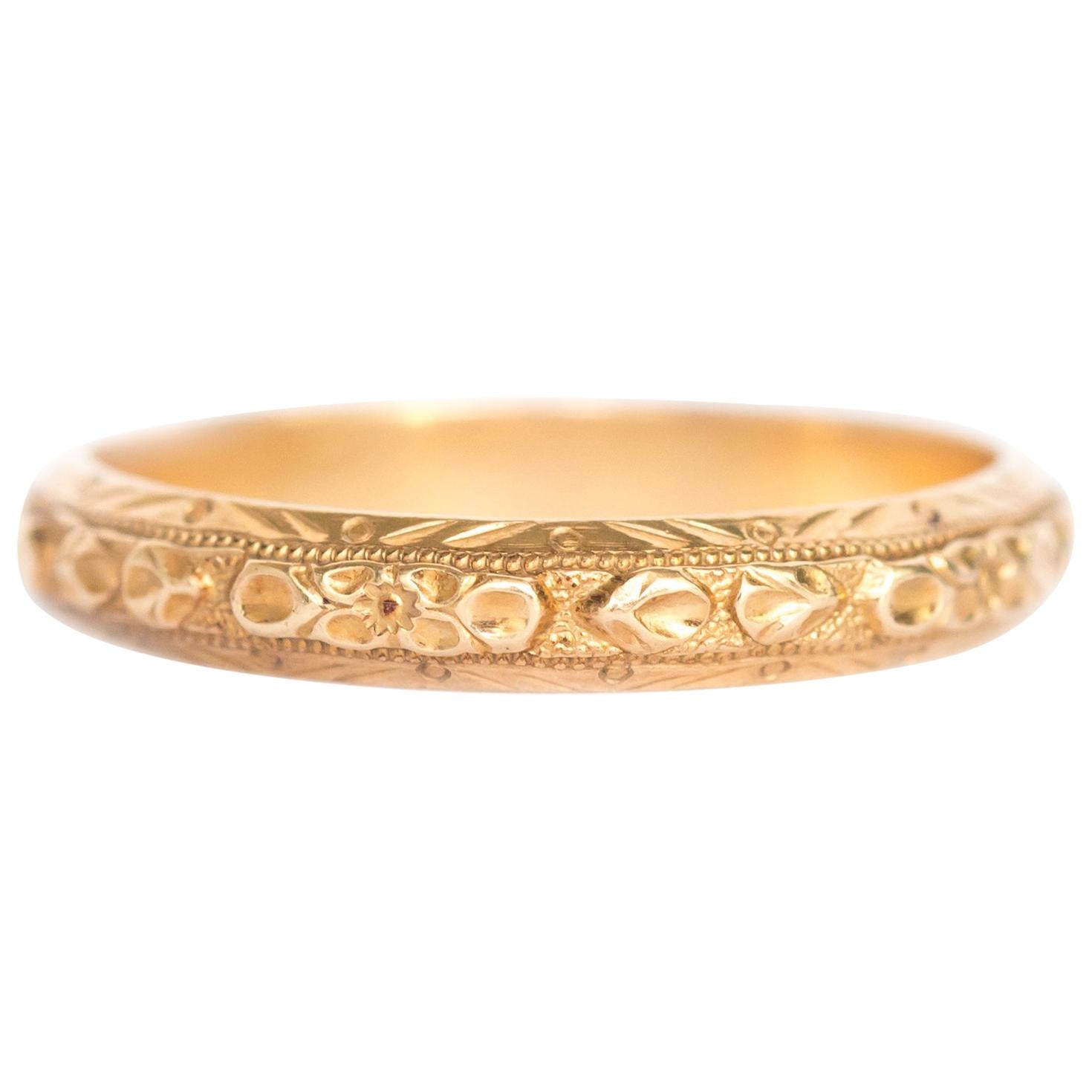 1920s Art Deco 14 Karat Yellow Gold Wedding Band For Sale