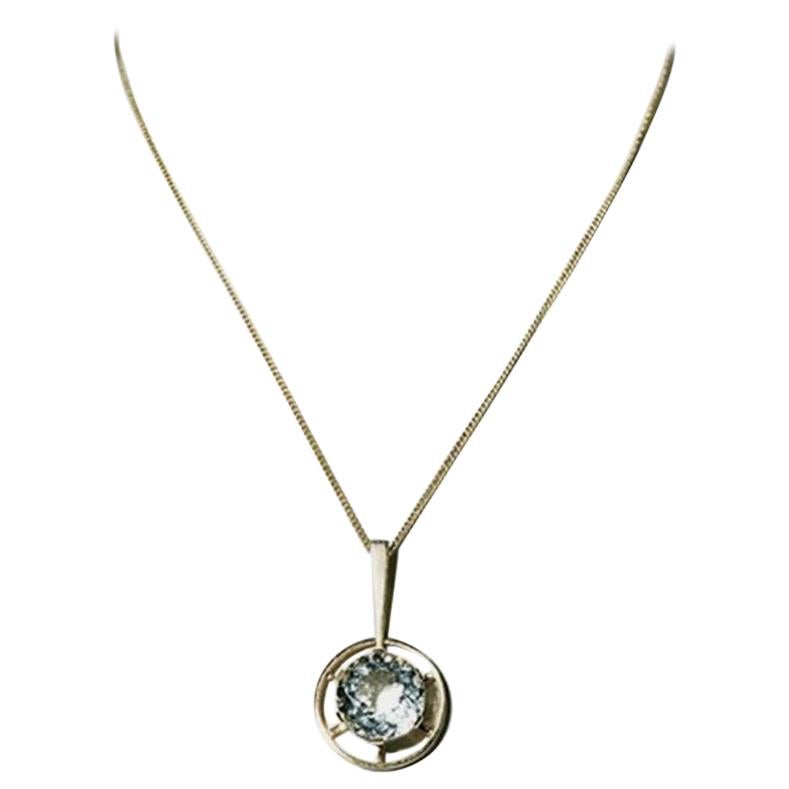 Necklace with Ice Blue Aquamarine Pendant, 18 Carat Yellow Gold