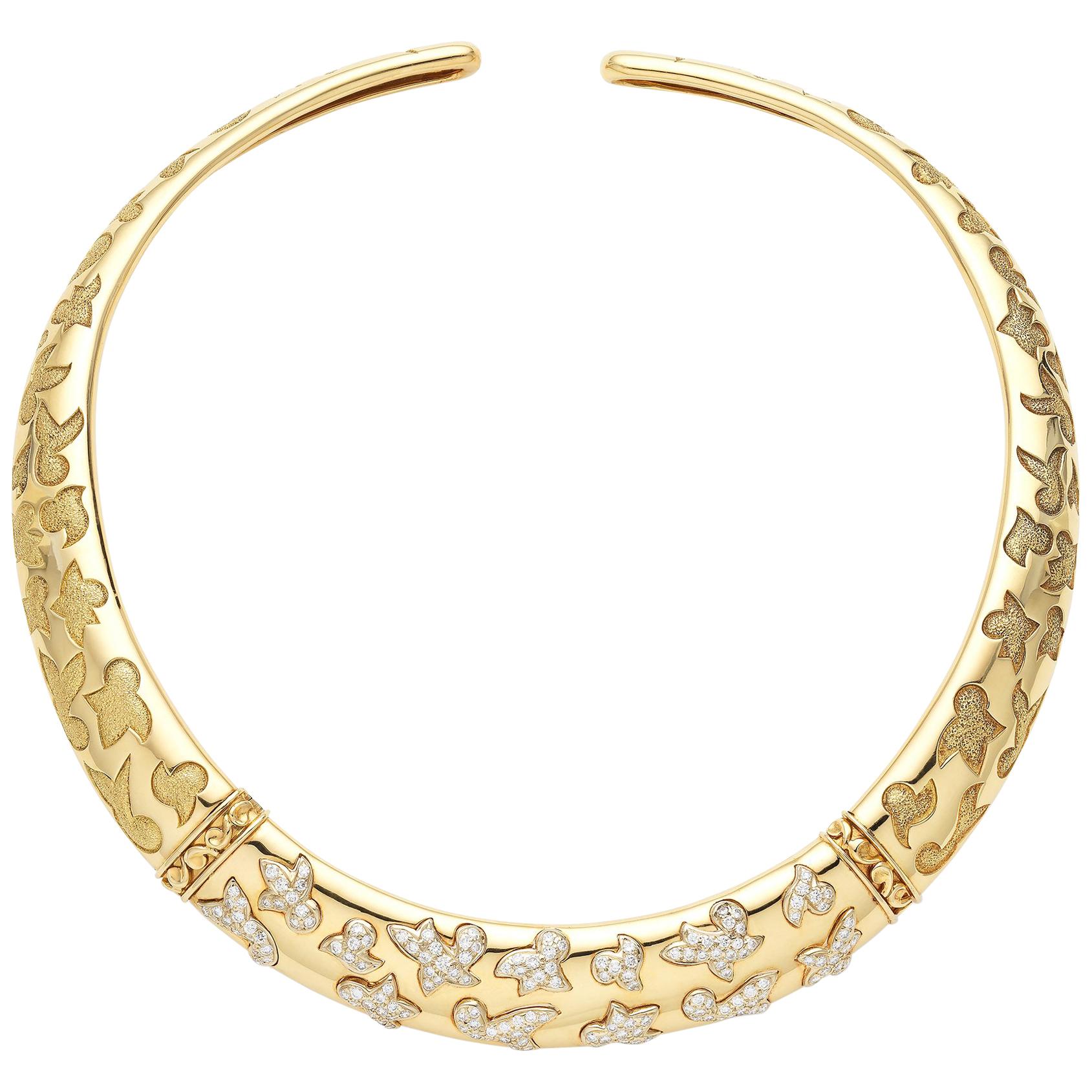 Van Cleef & Arpels Yellow Gold and Diamond Dove Collar Necklace