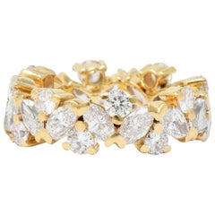 Contemporary 3.65 Carat Diamond 14 Karat Gold Eternity Foliate Band Ring