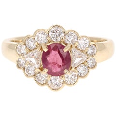 Bague grappe en or jaune 14 carats avec diamants et rubis de Birmanie de taille ovale de 1,75 carat