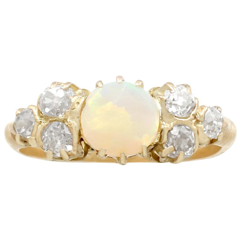 Antique 1900s Opal and Diamond Yellow Gold Dress Ring For Sale at 1stdibs
