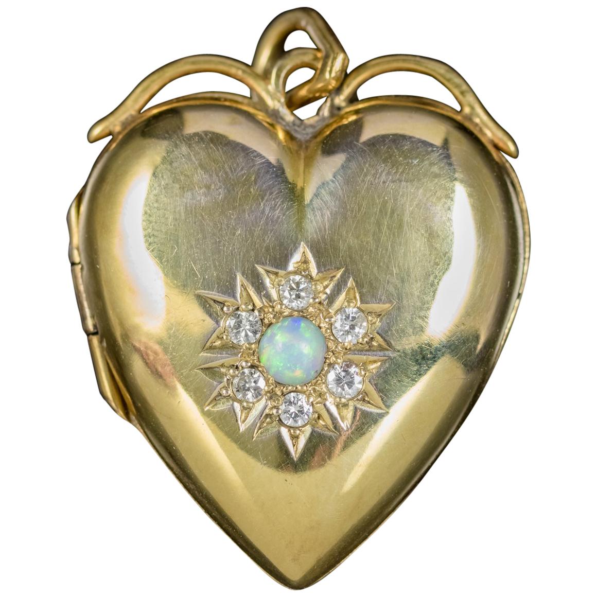 Antique Victorian Diamond Opal Heart Locket 18 Carat Gold, circa 1900 For Sale