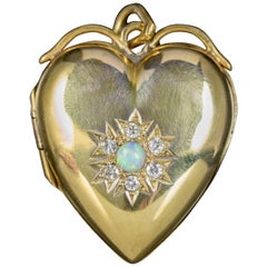 Antique Victorian Diamond Opal Heart Locket 18 Carat Gold, circa 1900