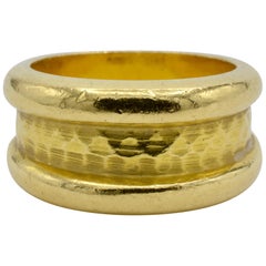 Oro Amarillo 18K De Moda Anillo Ancho Martillado