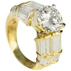 18 Karat 2.62 Carat Round Brilliant Diamond Ring