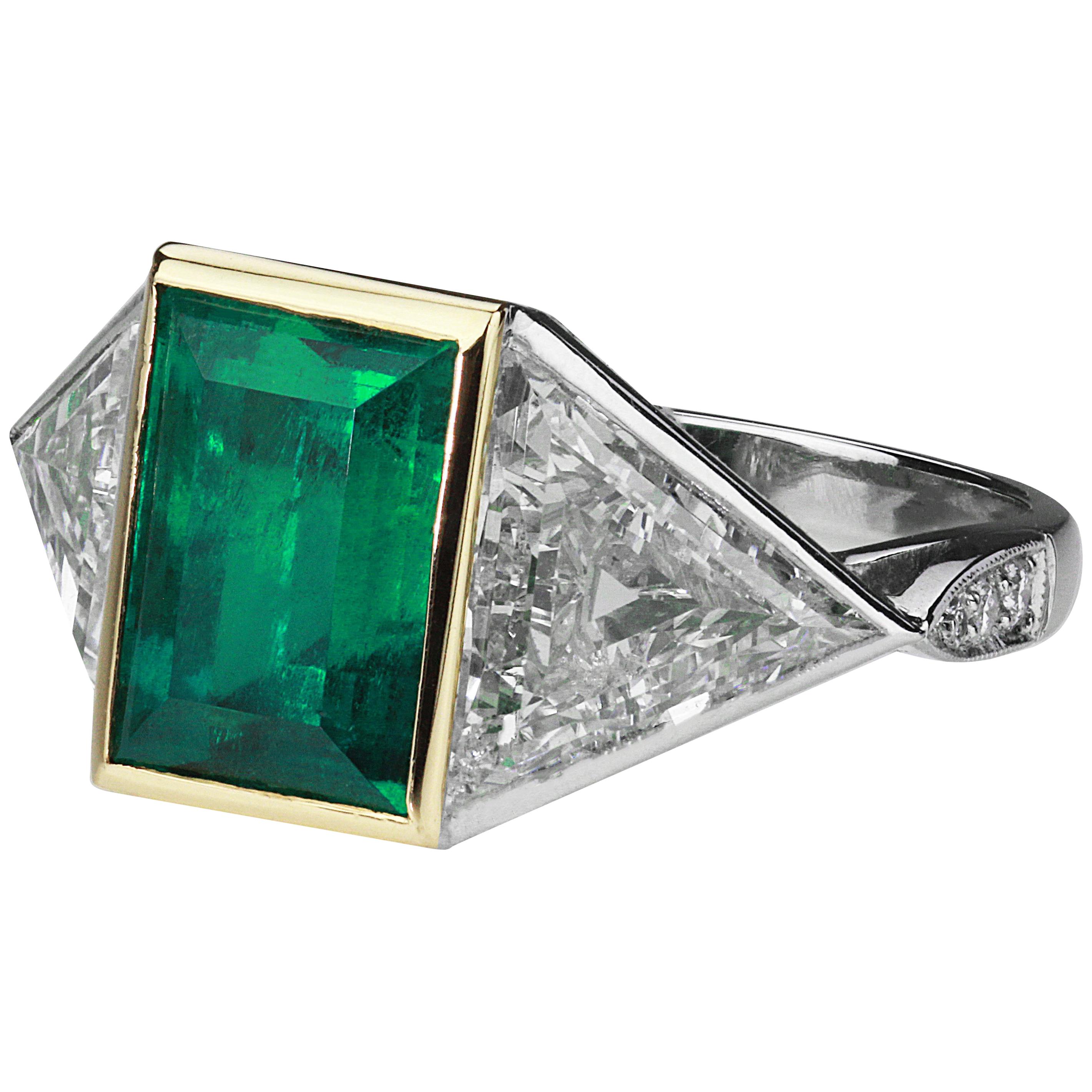 Certified Rectangular Colombian Emerald 3.41 ct & Triangle Diamonds 3 stone Ring