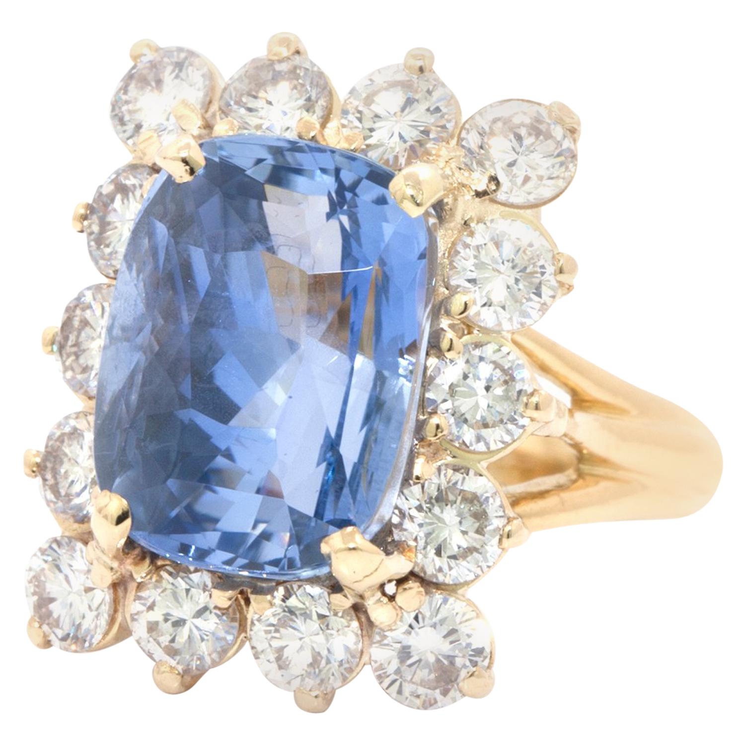 8.70 Ct Cushion Unheated Ceylon Sapphire and Diamond Yellow Gold Cocktail Ring For Sale