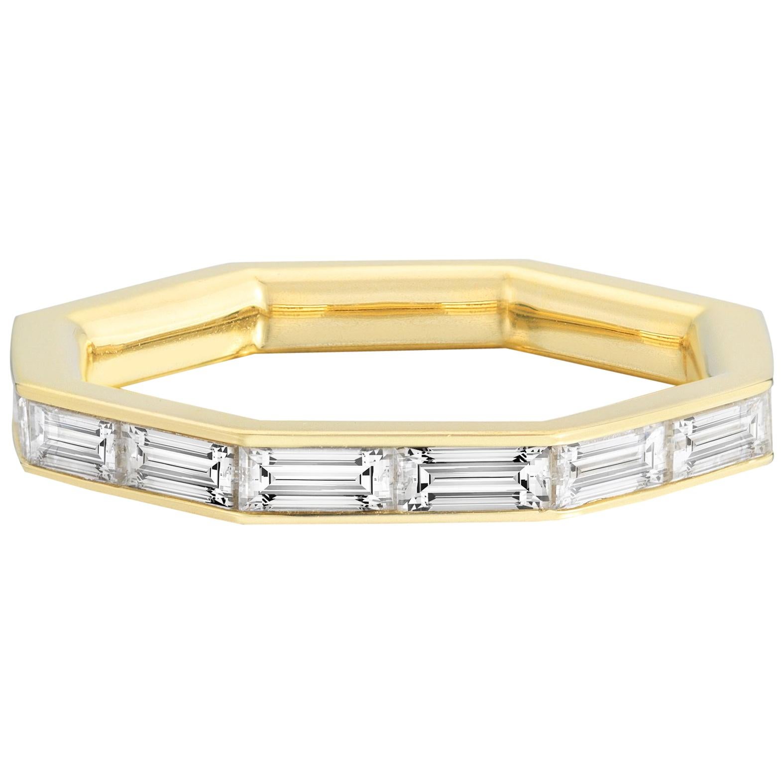 1.84 Carat Baguette Octagon Eternity Ring im Angebot